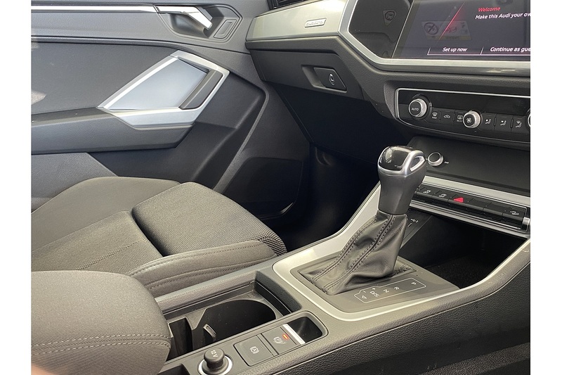 Audi 2.0 TDI 35 Sport SUV 5dr Diesel S Tronic quattro Euro 6 (s/s) (150 ps)