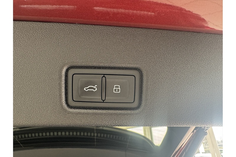 Audi Tdi Quattro S Line Edition 1 2.0 5dr Estate Semi Auto Diesel