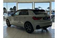 25/25 Audi A1 Sportback Tfsi 30 S Tronic Black Edition