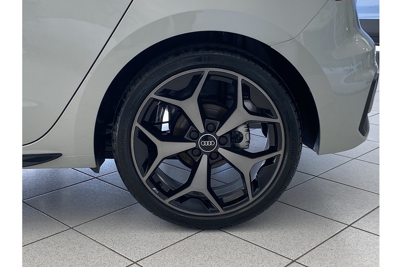 Audi Sportback Tfsi 30 S Tronic Black Edition 1.0 5dr Hatchback S Tronic Petrol