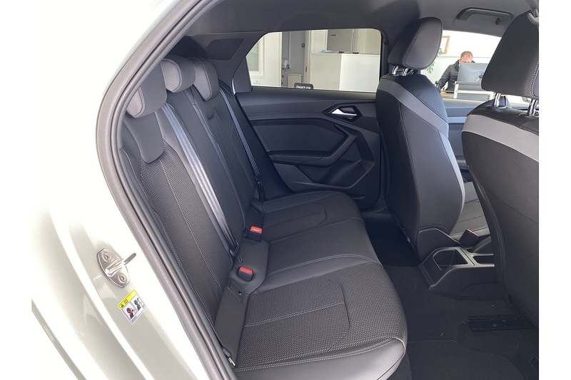 Audi Sportback Tfsi 30 S Tronic Black Edition 1.0 5dr Hatchback S Tronic Petrol