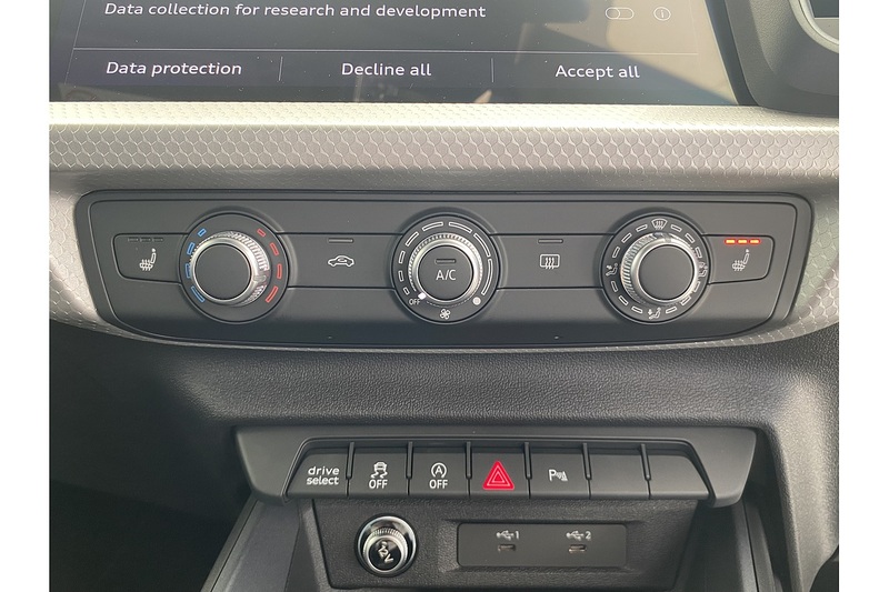 Audi Sportback Tfsi 30 S Tronic Black Edition 1.0 5dr Hatchback S Tronic Petrol