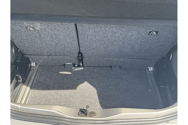 Volkswagen 1.0 R-Line Hatchback 5dr Petrol Manual Euro 6 (s/s) (65 ps)