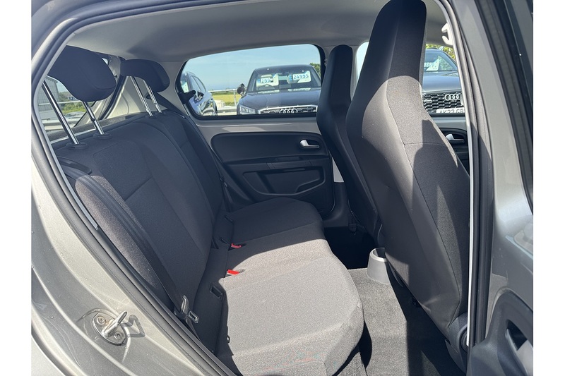 Volkswagen 1.0 R-Line Hatchback 5dr Petrol Manual Euro 6 (s/s) (65 ps)