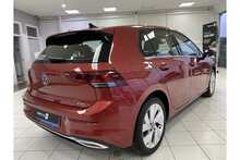 24/24 Volkswagen Golf eTSI MHEV Style