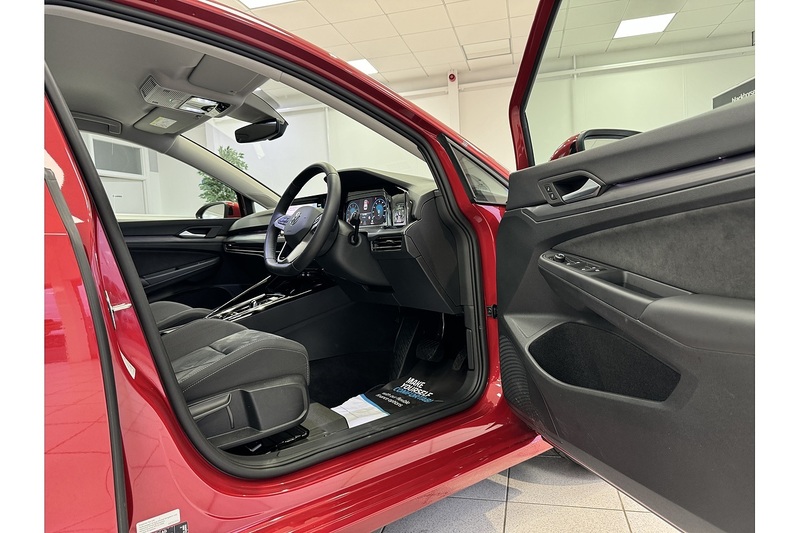 Volkswagen 1.5 eTSI MHEV Style Hatchback 5dr Petrol Hybrid DSG Euro 6 (s/s) (150 ps)