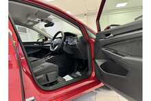 24/24 Volkswagen Golf eTSI MHEV Style