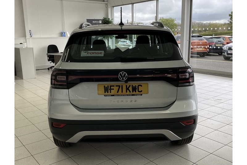 Volkswagen 1.0 TSI SE SUV 5dr Petrol DSG Euro 6 (s/s) (110 ps)