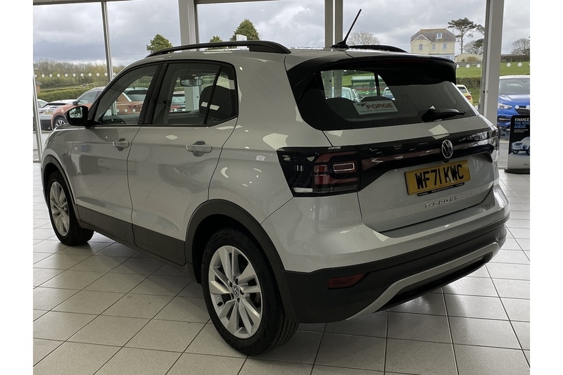 Volkswagen 1.0 TSI SE SUV 5dr Petrol DSG Euro 6 (s/s) (110 ps)