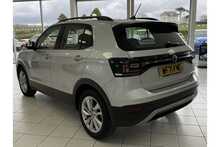 21/71 Volkswagen T-Cross 1.0 TSI SE DSG (110 ps)