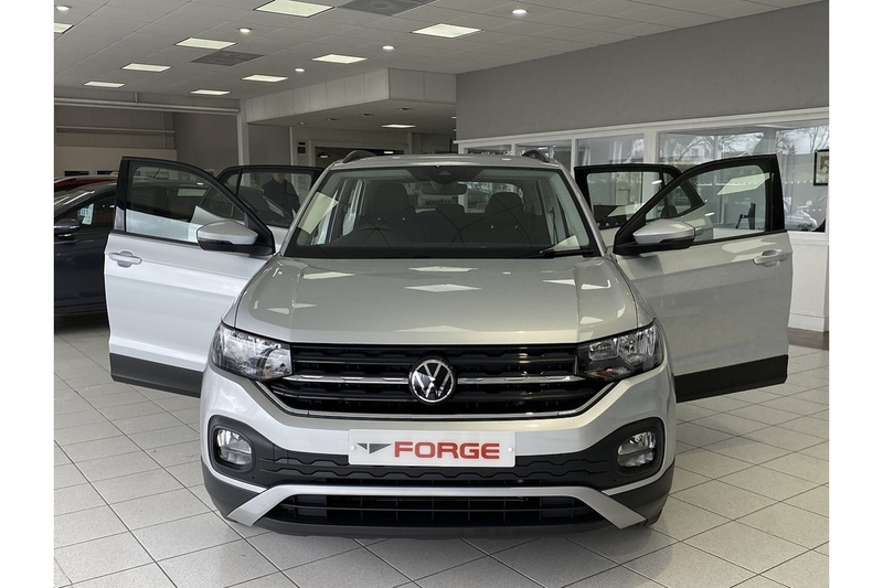 Volkswagen 1.0 TSI SE SUV 5dr Petrol DSG Euro 6 (s/s) (110 ps)