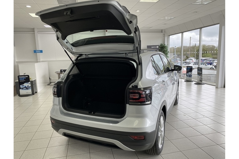 Volkswagen 1.0 TSI SE SUV 5dr Petrol DSG Euro 6 (s/s) (110 ps)
