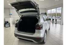 21/71 Volkswagen T-Cross 1.0 TSI SE DSG (110 ps)