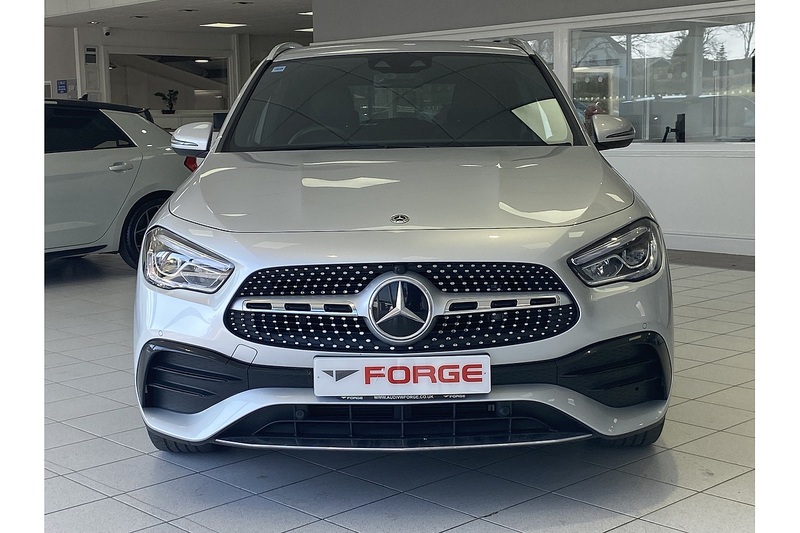 Mercedes-Benz 2.0 GLA220d AMG Line (Premium) SUV 5dr Diesel 8G-DCT 4MATIC Euro 6 (s/s) (190 ps)