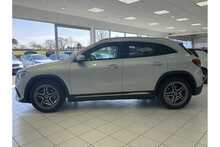 21/21 Mercedes-Benz GLA220d AMG Line Diesel 4MATIC 190 ps