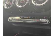 21/21 Mercedes-Benz GLA220d AMG Line Diesel 4MATIC 190 ps