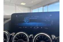21/21 Mercedes-Benz GLA220d AMG Line Diesel 4MATIC 190 ps