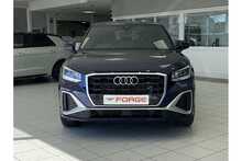 24/24 Audi Q2 1.5 TFSI CoD 35 S line SUV S Tronic (150 ps)