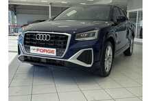 24/24 Audi Q2 1.5 TFSI CoD 35 S line SUV S Tronic (150 ps)