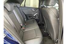 24/24 Audi Q2 1.5 TFSI CoD 35 S line SUV S Tronic (150 ps)