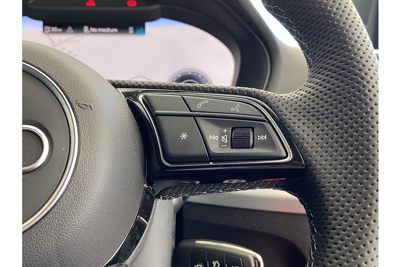 Audi 1.5 TFSI CoD 35 S line SUV 5dr Petrol S Tronic Euro 6 (s/s) (150 ps)