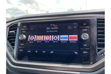 18/18 Volkswagen T-Roc 1.0 TSI SE 115 ps