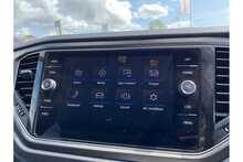 18/18 Volkswagen T-Roc 1.0 TSI SE 115 ps