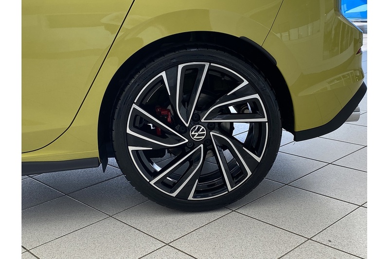 Volkswagen 2.0 TDI GTD Hatchback 5dr Diesel DSG Euro 6 (s/s) (200 ps)