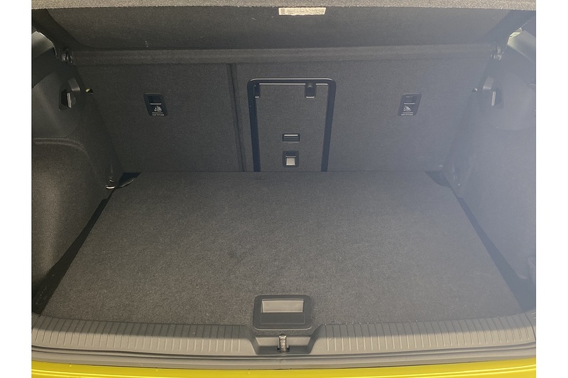 Volkswagen 2.0 TDI GTD Hatchback 5dr Diesel DSG Euro 6 (s/s) (200 ps)