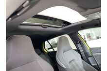 24/24 Volkswagen Golf GTD 2.0 TDI Hatchback DSG 200 ps