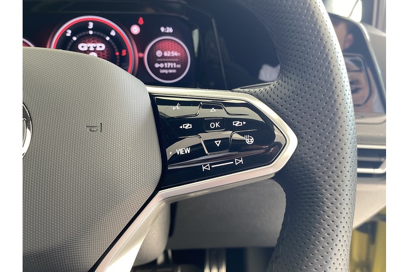 Volkswagen 2.0 TDI GTD Hatchback 5dr Diesel DSG Euro 6 (s/s) (200 ps)