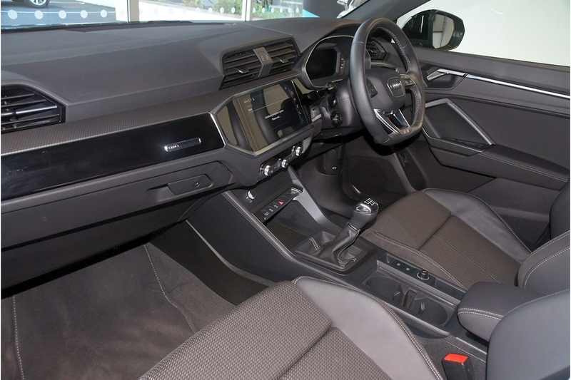 Audi TFSI CoD Black Edition SUV 1.5 Manual Petrol