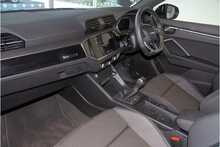 21/21 Audi Q3 TFSI CoD Black Edition 1.5 Manual Petrol