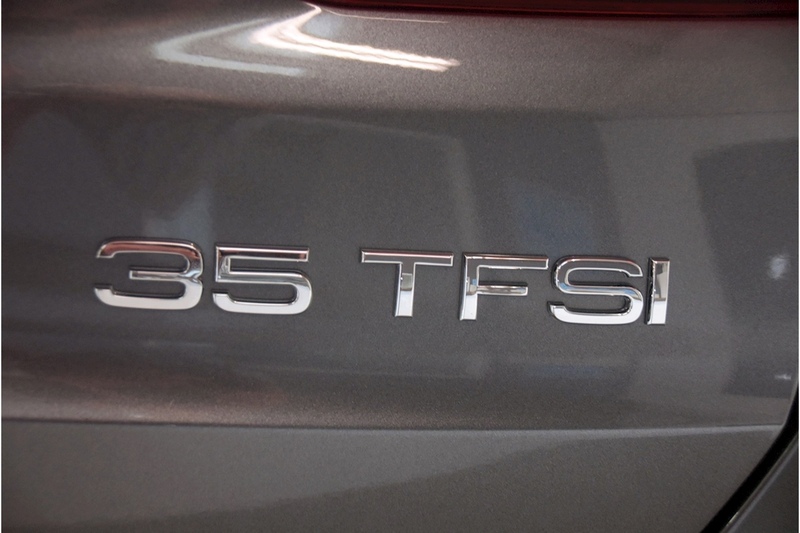 Audi TFSI CoD Black Edition SUV 1.5 Manual Petrol