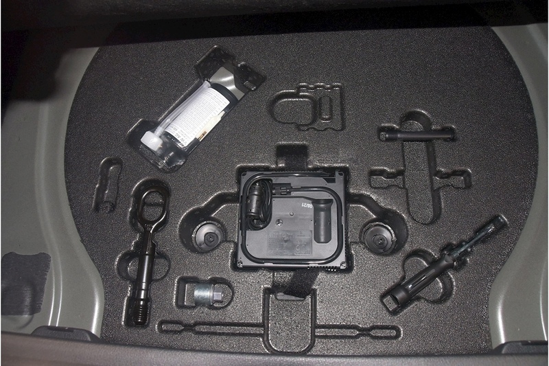 Audi TFSI CoD Black Edition SUV 1.5 Manual Petrol
