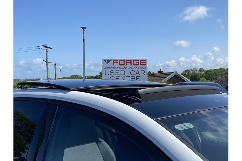 Volkswagen 2.0 TDI GTD Hatchback 5dr Diesel DSG Euro 6 (s/s) (200 ps)