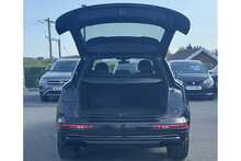 21/71 Audi Q5 TFSIe 50 S line Petrol Plug-in Hybrid S Tronic quattro 299 ps