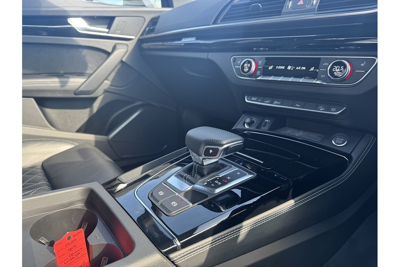 Audi 2.0 TFSIe 50 S line SUV 5dr Petrol Plug-in Hybrid S Tronic quattro Euro 6 (s/s) 17.9kWh (299 ps)