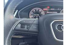 21/71 Audi Q5 TFSIe 50 S line Petrol Plug-in Hybrid S Tronic quattro 299 ps