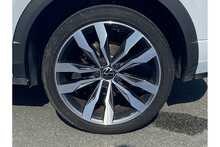 21/21 Volkswagen T-Roc TSI EVO R-Line DSG 150 PS