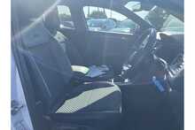 21/21 Volkswagen T-Roc TSI EVO R-Line DSG 150 PS