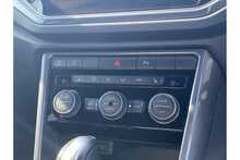 21/21 Volkswagen T-Roc TSI EVO R-Line DSG 150 PS