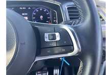 21/21 Volkswagen T-Roc TSI EVO R-Line DSG 150 PS
