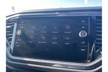 21/21 Volkswagen T-Roc TSI EVO R-Line DSG 150 PS