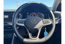 24/74 Volkswagen Polo 1.0 TSI Match Manual 95 ps