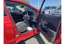 24/74 Volkswagen Polo 1.0 TSI Match 95 ps