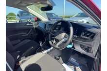 24/74 Volkswagen Polo 1.0 TSI Match 95 ps