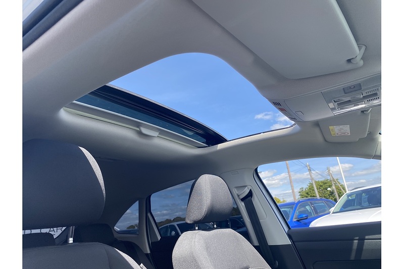 Volkswagen 1.0 TSI Life SUV 5dr Petrol Manual Euro 6 (s/s) (110 ps)