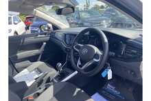 22/72 Volkswagen Taigo TSI Life 1.0 Manual 110 ps