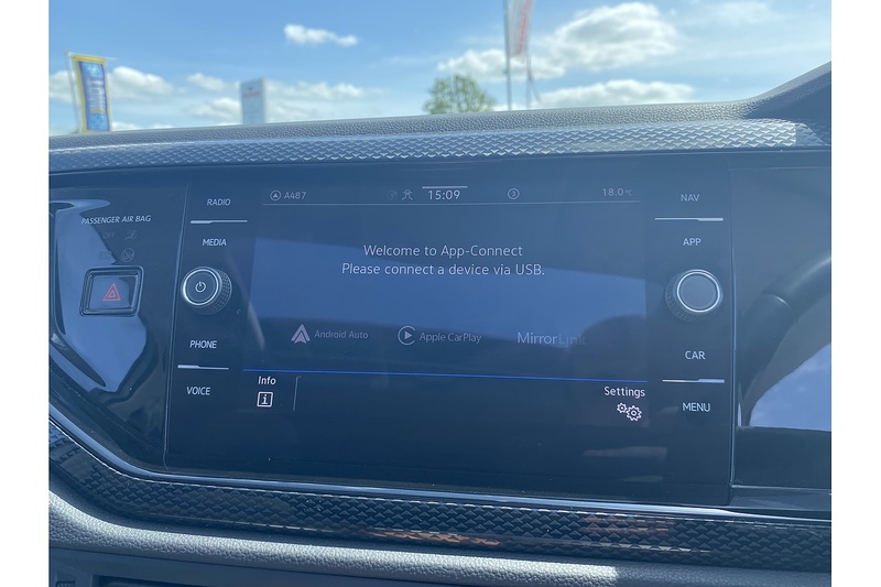 Volkswagen 1.0 TSI Life SUV 5dr Petrol Manual Euro 6 (s/s) (110 ps)